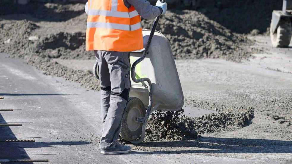 Staatliche Milliarden für Straßen, Schienen und Verteidigung sollten die Konjunktur anschieben. (Symbolbild) Foto: Robert Michael