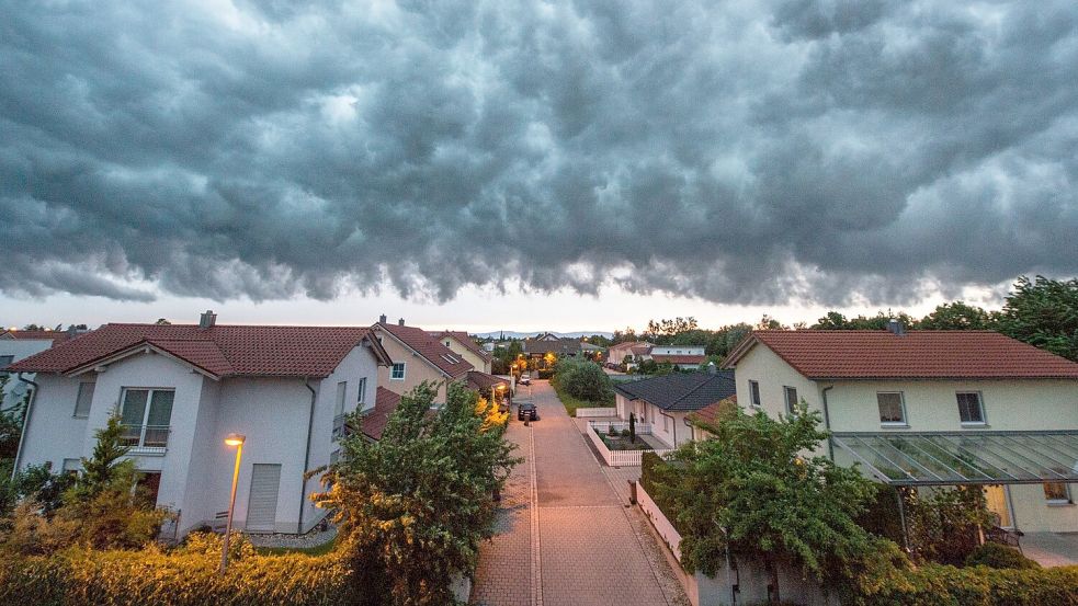 Die wirtschaftliche Unsicherheit und die andauernde Konjunkturkrise dämpfen nach Einschätzung der Interhyp den Immobilienmarkt. (Symbolbild) Foto: picture alliance/dpa