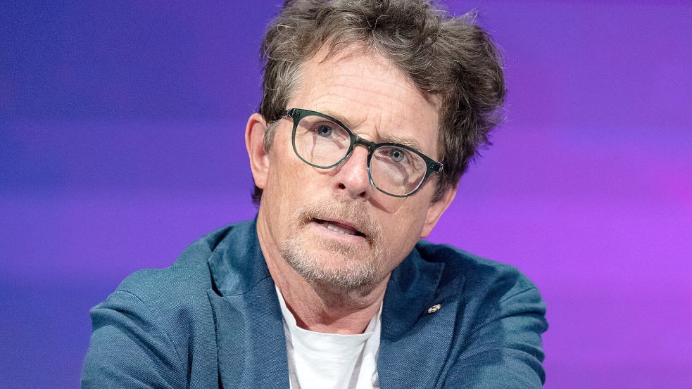 Schauspieler Michael J. Fox im Jahr 2023. Seine schwere Parkinson-Diagnose erhielt er bereits im Alter von 29 Jahren. Foto: dpa/Sven Hoppe