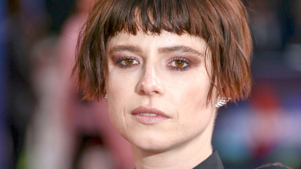 Jessie Buckley bei der Premiere von „The Lost Daughter“ im Jahr 2021. (Archivbild) Foto: Joel C Ryan/Invision/AP/dpa