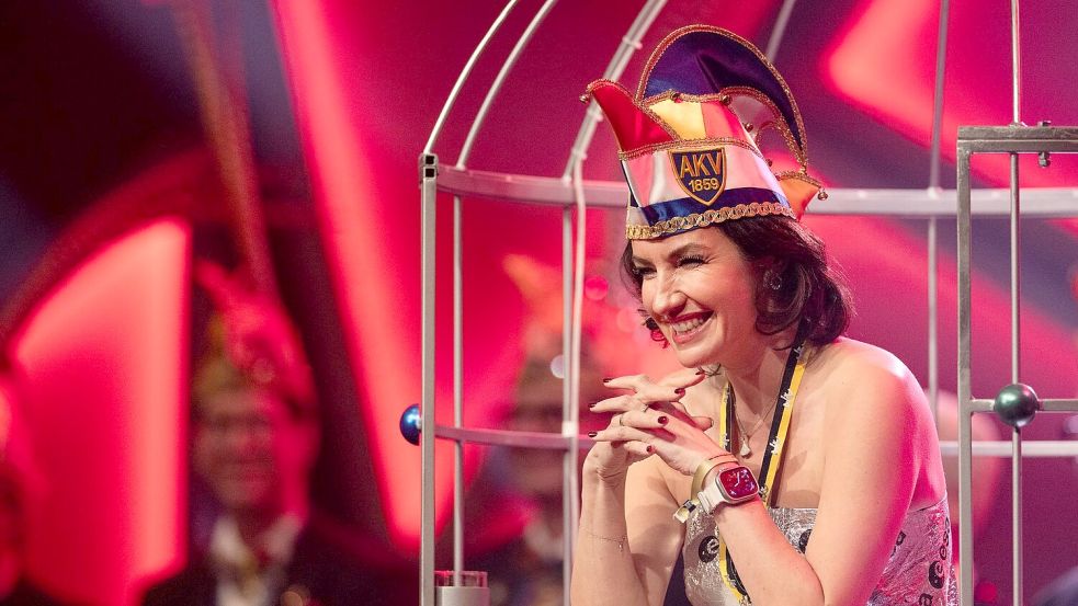 Dorothee Bär ist die neue Trägerin des Ordens wider den tierischen Ernst. Foto: Rolf Vennenbernd/dpa