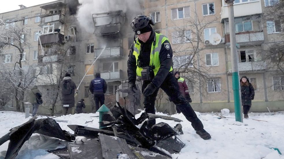 Die Energieversorgung in Charkiw ist genauso schwer beschädigt wie in Kiew. Foto: Andrii Marienko/AP/dpa