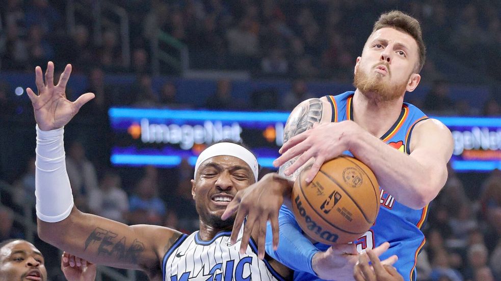 Isaiah Hartenstein schnappte sich gegen Orlando zehn Rebounds und erzielte erstmals ein Triple-Double. Foto: Nate Billings/AP/dpa