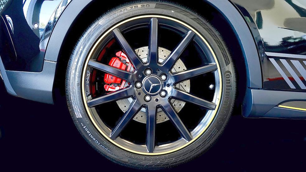 Christian Rademacher-Jelten und ein Mitangeklagter aus Wiesmoor mussten sich vor dem Landgericht Aurich in einem Betrugsprozess um einen Luxus-Mercedes aus der AMG-Reihe verantworten. Symbolfoto: Pixabay