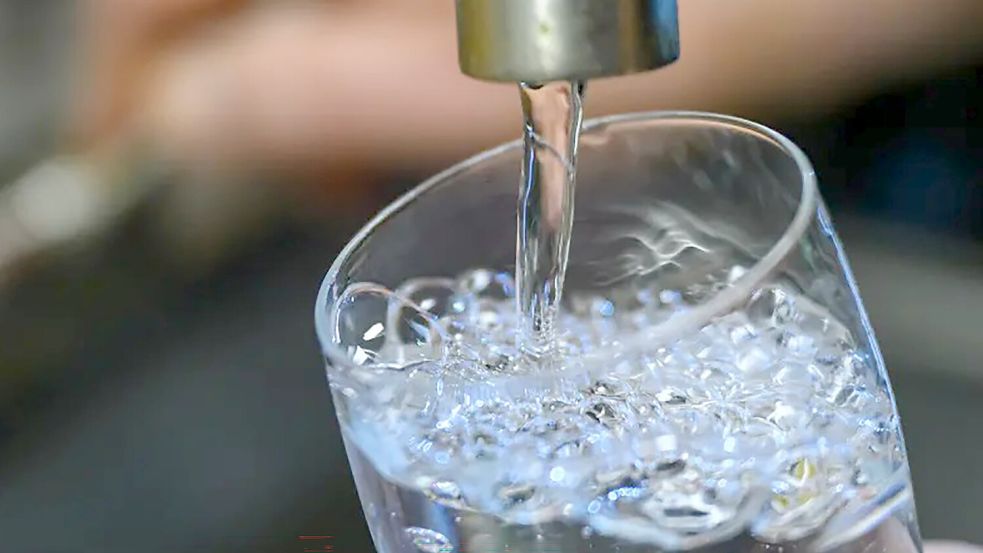 Das Trinkwasser im Gebiet des Wasserverbands Hümmling wird teurer. Symbolfoto: dpa