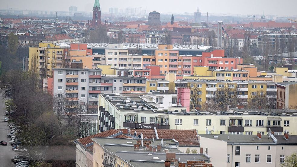 Wo die Mietpreisbremse gilt, die für Gebiete mit angespanntem Wohnungsmarkt gedacht ist, legen die Länder fest. (Symbolbild) Foto: Monika Skolimowska