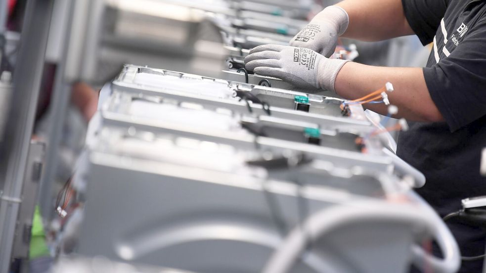 Zweistelliges Auftragsplus im Dezember und auch im Gesamtjahr 2025 mehr Bestellungen als ein Jahr zuvor: In der Elektroindustrie kommen nimmt die Hoffnung zu. (Symbolbild) Foto: Ralf Hirschberger