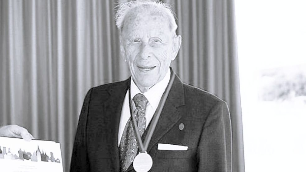 Wangerooges Inselchronist Hans-Jürgen Jürgens ist am 8. Februar im Alter von 99 Jahren gestorben. Foto: Archiv/Melanie Hanz