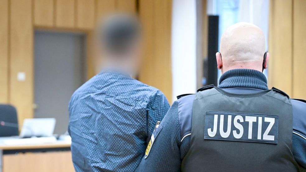 Ein 31-Jähriger soll vor allem in Baden-Württemberg und Nordrhein-Westfalen theoretische Führerscheinprüfungen für Fahrschüler absolviert haben und dafür 12.000 Euro erhalten haben. Foto: Katharina Kausche