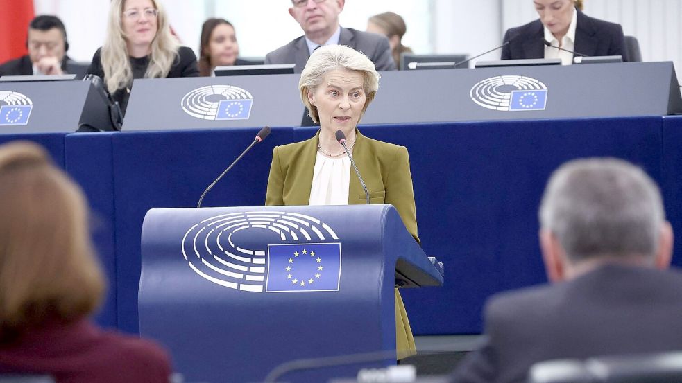 Ursula von der Leyen betonte die Bedeutung des Bürokratieabbaus für Europas Wettbewerbsfähigkeit. Foto: Frederick Florin/AFP/dpa