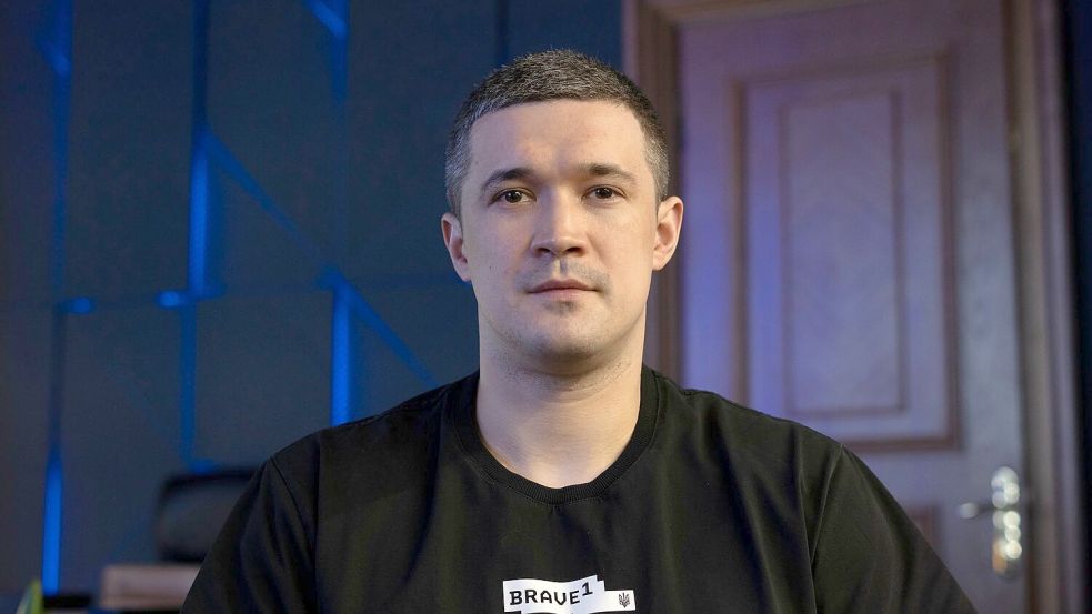 Der ukrainische Verteidigungsminister Mychajlo Fedorow wird als Gast beim Treffen der Verteidigungsminister der Nato-Staaten erwartet. (Archivbild) Foto: Hanna Arhirova/AP/dpa