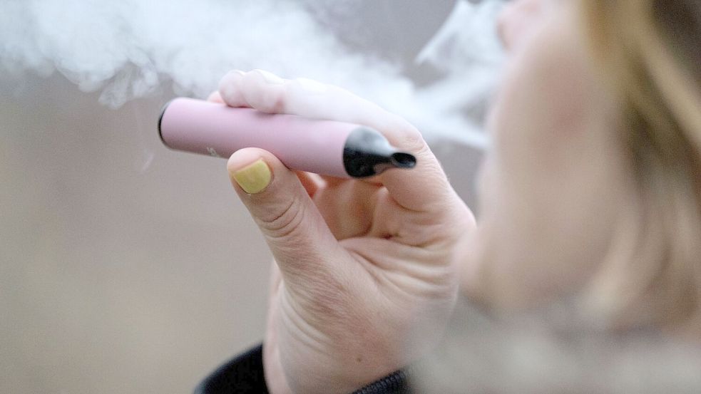 Wie groß ist das Gesundheitsrrisiko von E-Zigaretten? (Archivbild) Foto: Marijan Murat