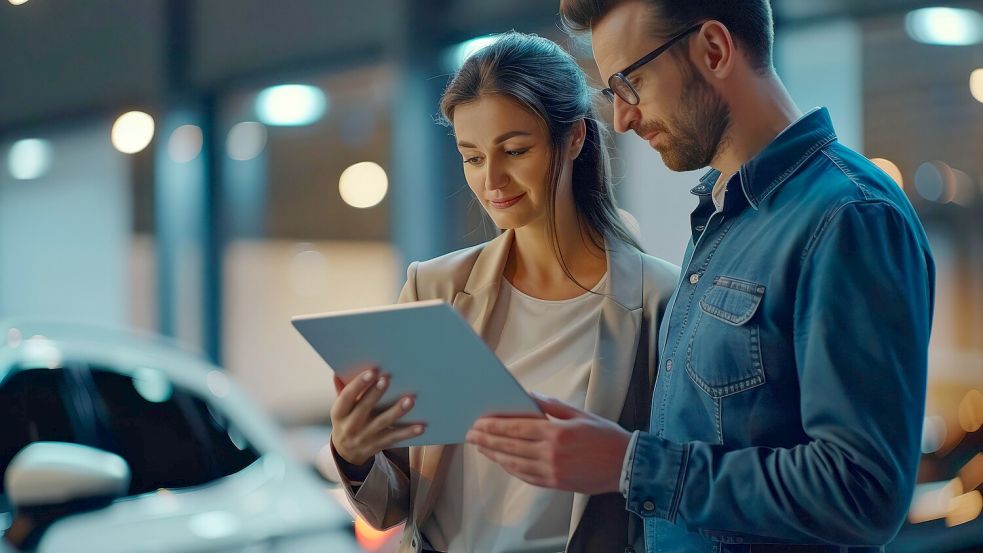 Der Autotag in Leer bietet Besuchern eine große Modellvielfalt - und unter anderem die Möglichkeit, sich über die neuen Förderungsmöglichkeiten für Elektrofahrzeuge zu informieren. Foto: Pixabay