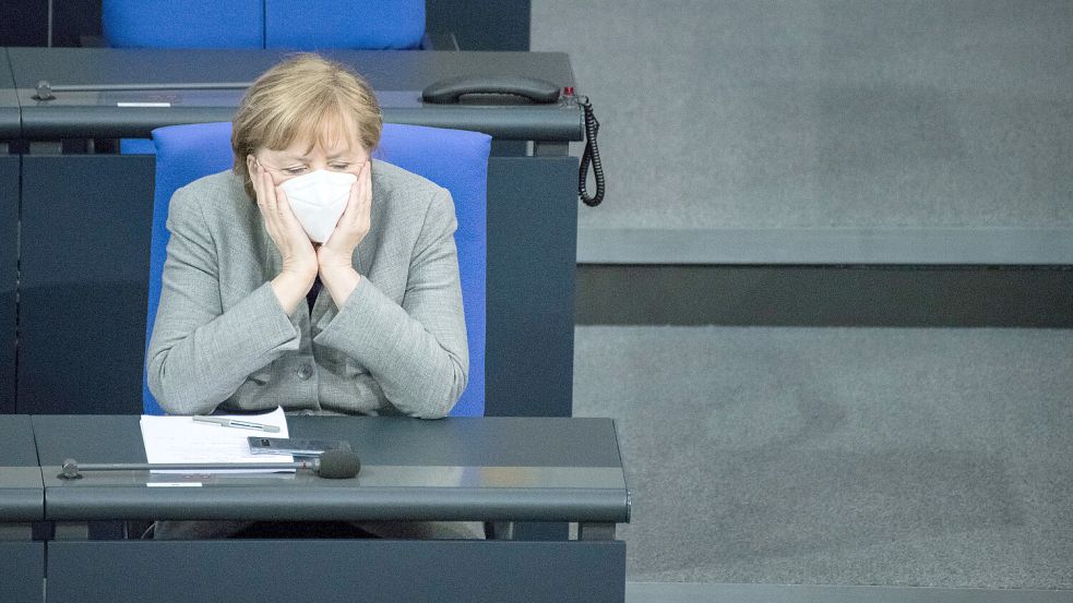 Die erste Ausgabe „Rest der Republik“ erschien noch während der Corona-Pandemie. Angela Merkel war Kanzlerin und Masken aus dem öffentlichen Raum nicht wegzudenken. Foto: IMAGO/Bildgehege