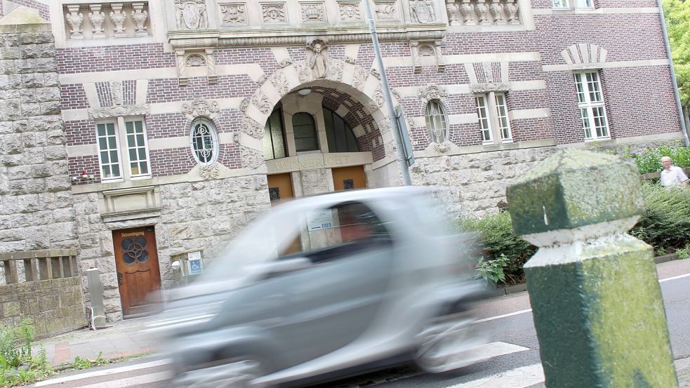 Vor dem Amtsgericht Emden geht es um einen mutmaßlichen Schwangerschaftsabbruch. Foto: Martin Alberts/Archiv