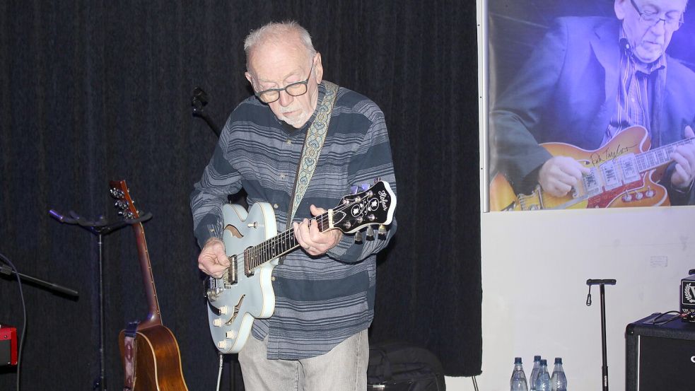 Dick Taylor ist in Aurich ein alter Bekannter. Im Juni 2026 tritt er erneut im Zwischenraum auf. Foto: Günther Niet