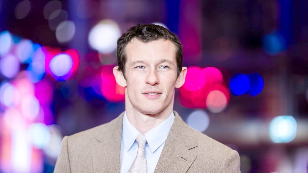 Verlobt mit Dua Lipa: Schauspieler Callum Turner. Foto: Christoph Soeder/dpa