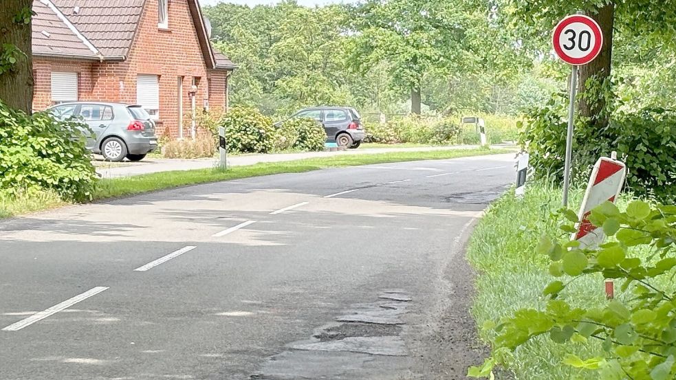 Schlaglöcher und Tempo 30: Wer bestimmt das Tempo auf den Straßen? Foto: Horst Kruse/Archiv