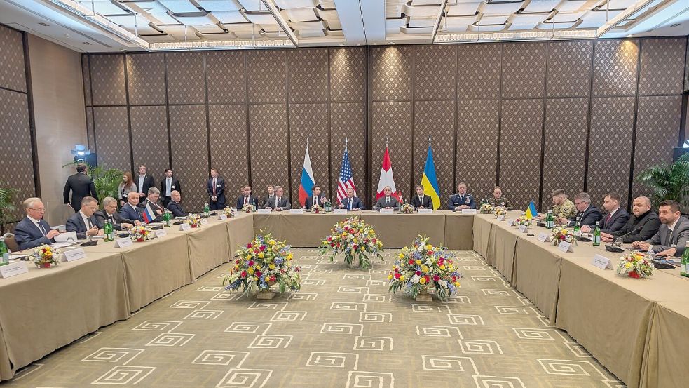 Russische Staatsmedien beschrieben die Verhandlungsatmosphäre als „sehr angespannt“. Foto: -/Ukrainian National Security an