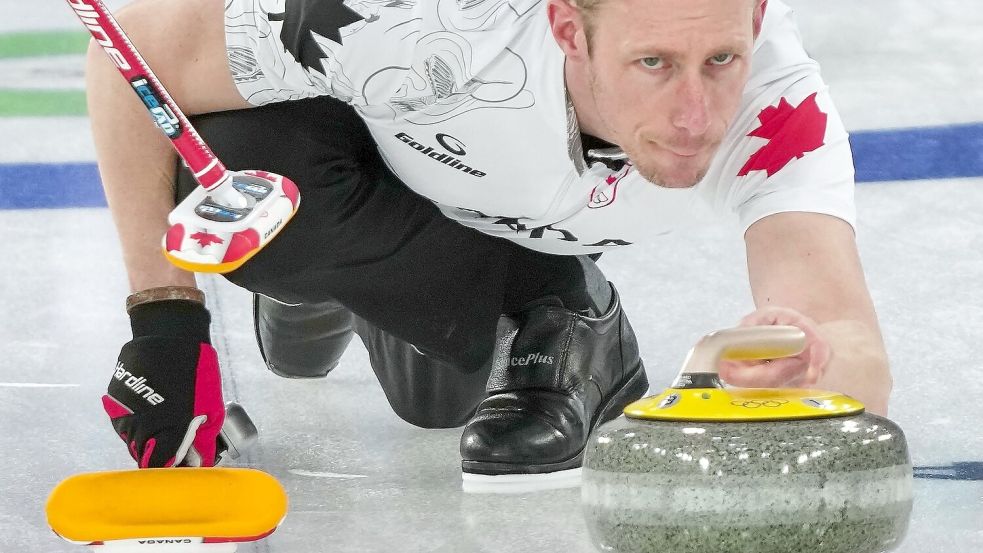 Bei Olympia im Fokus: der kanadische Curler Marc Kennedy. (Archivbild) Foto: Misper Apawu/AP/dpa