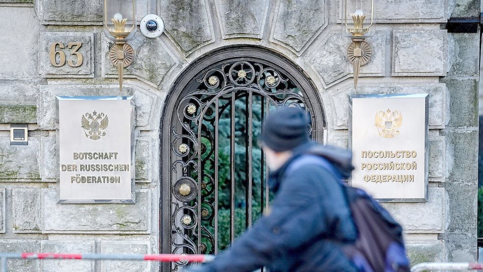 Im Dezember bestellte die Bundesregierung wegen des Verdachts auf russische Cyberangriffe den Botschafter des Landes ein. (Archivbild) Foto: Kay Nietfeld/dpa