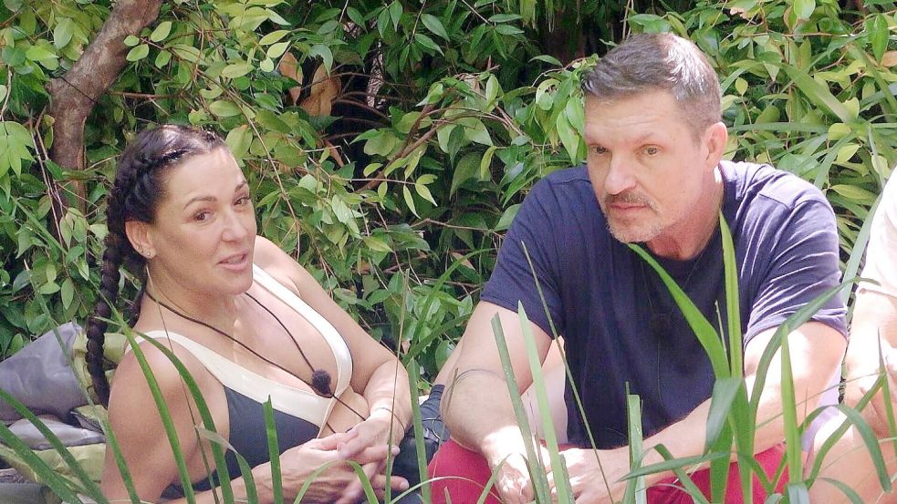 Hardy Krüger jr. mit Simone Ballack im Dschungelcamp von RTL. Foto: picture alliance/dpa/RTL