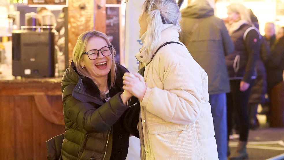 Spaß haben und tanzen.