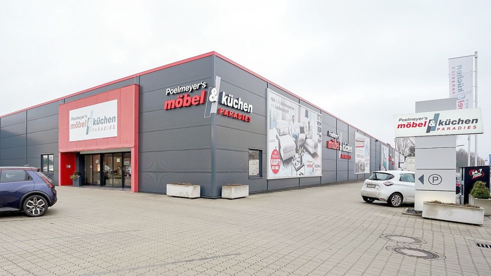 Poelmeyers Möbel- & Küchenparadies in Papenburg löst die Möbelabteilung auf und legt den Fokus zukünftig auf Küchen. Fotos: privat