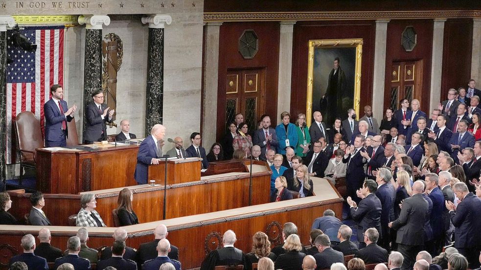 Trump wird in einem vollen Saal seine Rede zur Lage der Nation halten. (Archivfoto) Foto: Alex Brandon/AP/dpa