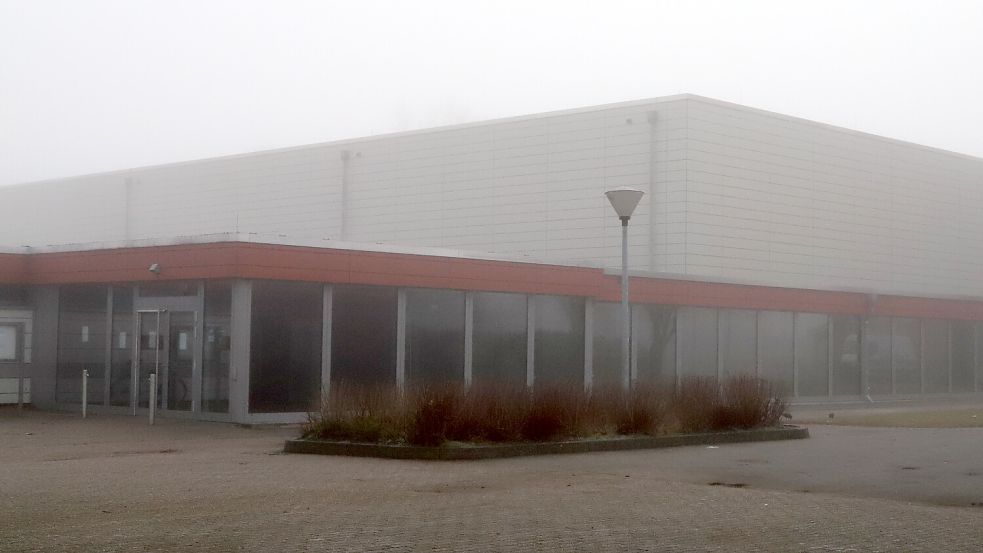 In dieser Sporthalle in Barßel sollten die beiden Jungs am Montagnachmittag zum Fußballtraining erscheinen. Dort sind die beiden Kinder allerdings nicht erschienen, so die Polizei. Foto: Hans Passmann