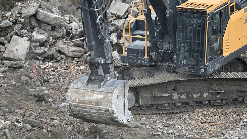 Der Staat will gewaltige Milliardensummen in Straßen, Schienen und Verteidigung stecken, das dürfte die Konjunktur beflügeln. Foto: Elisa Schu/dpa