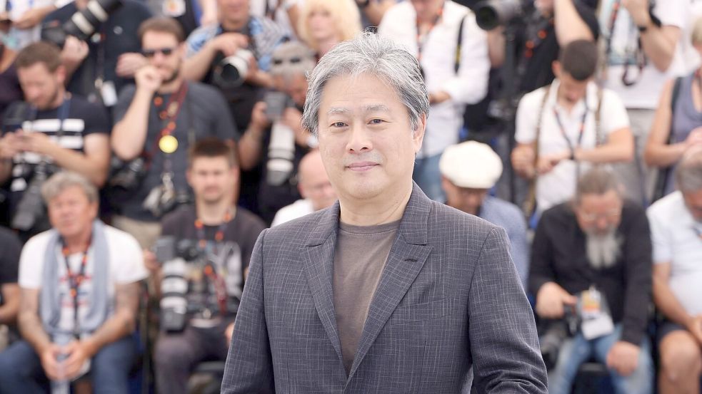 Park Chan-wook war selbst bereits Preisträger in Cannes. (Archivbild) Foto: Vianney Le Caer/Invision/AP/dpa