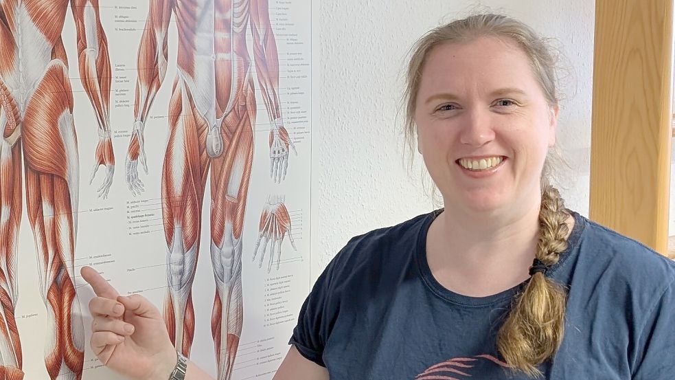 Janine Oehlert lächelt zufrieden: Sie freut sich auf den Neuanfang in Bingum - und auf ihre Patienten. Foto: privat