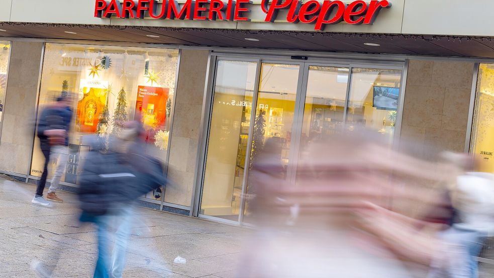 Die insolvente Parfümeriekette Pieper kündigt die Schließung mehrere Filialen an. Die Standorte in der Region Osnabrück sind allerdings nicht betroffen. Foto: Tobias Saalschmidt