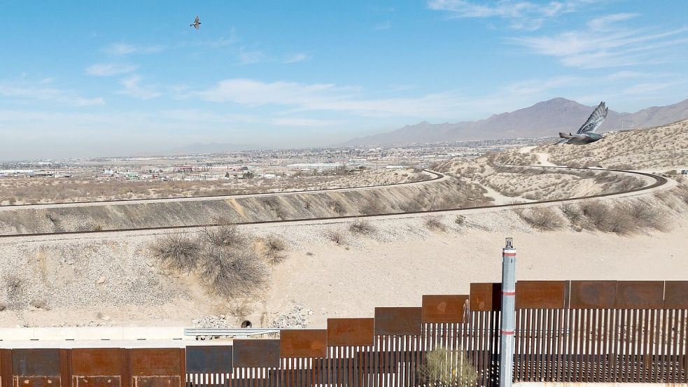 US-Behörden arbeiten laut eigene Mitteilung „in beispielloser Weise“ gegen Drohnenbedrohungen an der Grenze zu Mexiko zusammen. (Symbolbild) Foto: Li Mengxin/Xinhua/dpa