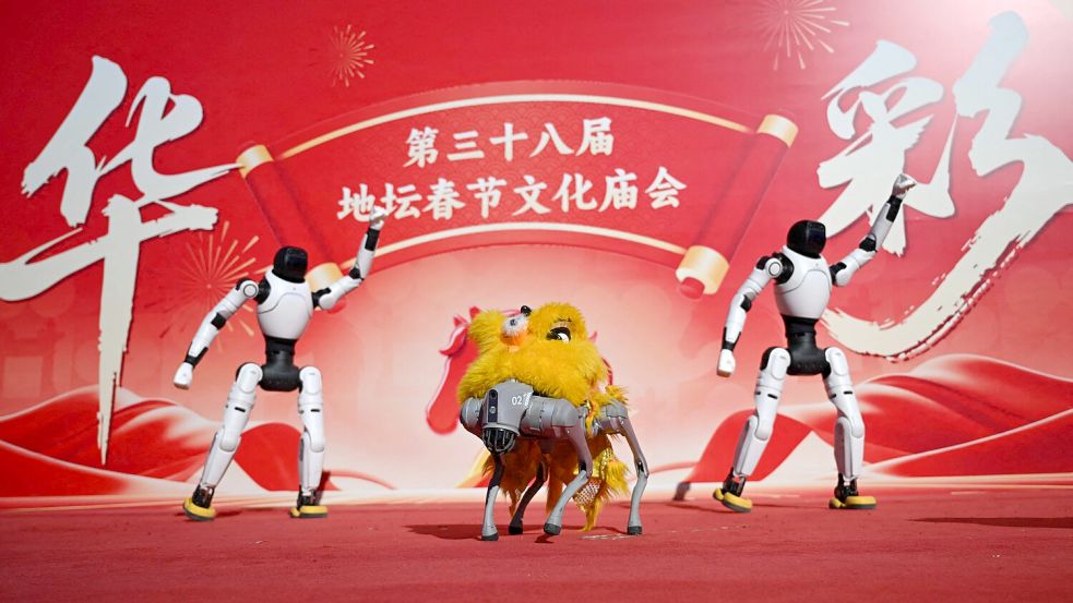 „Wir stehen vor einer Revolution der Gesellschaft, die alles in den Schatten stellen wird“ sagt Robotikexperte Prof. Dr. Alexander König. Foto: PEDRO PARDO/AFP