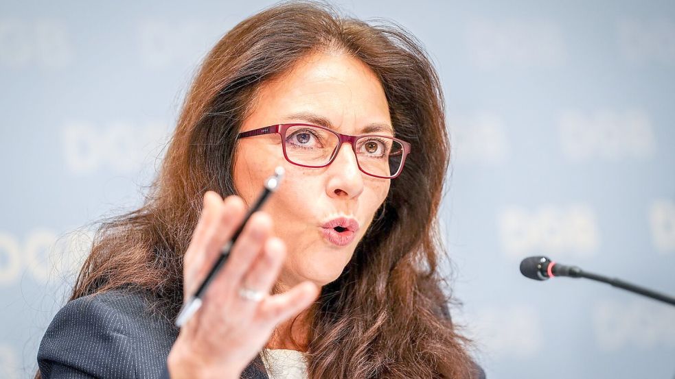 DGB-Chefin Yasmin Fahimi ruft zur Teilnahme an den Betriebsratswahlen auf. (Archivbild) Foto: Kay Nietfeld/dpa