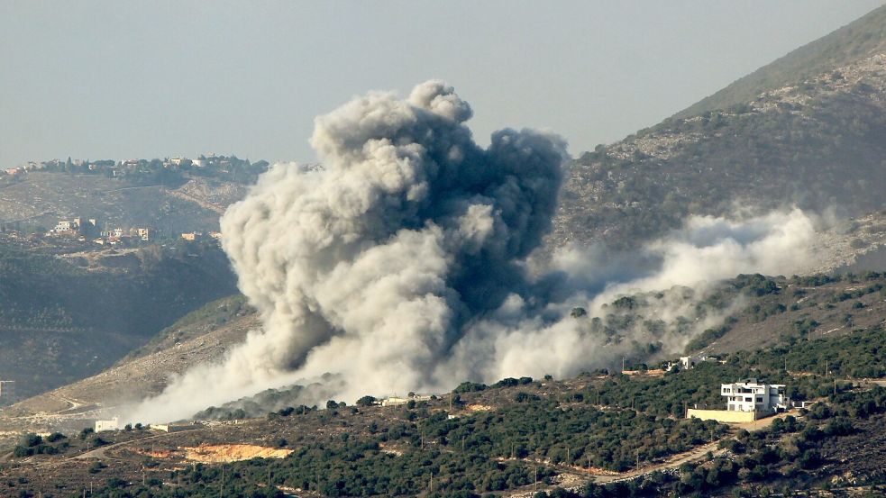 Israels Armee hat nach eigenen Angaben Mitglieder der Hisbollah-Miliz im Libanon angegriffen. (Archivbild) Foto: Stringer/dpa
