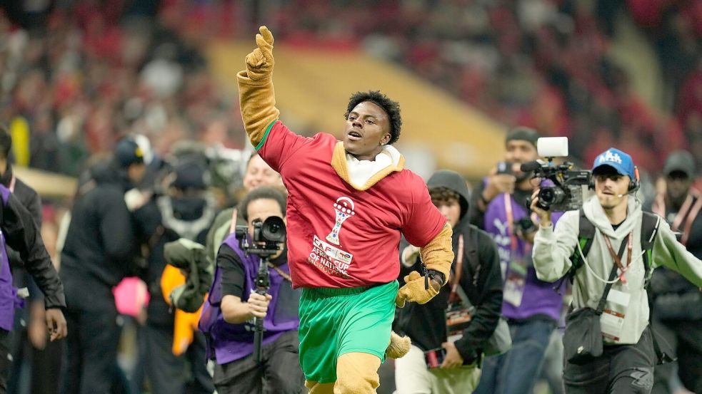 US-Youtuber „IShowSpeed“ hatte auch schon bei anderen Großveranstaltungen Aufmerksamkeit gesucht. (Archivbild) Foto: Mosa’ab Elshamy/AP/dpa