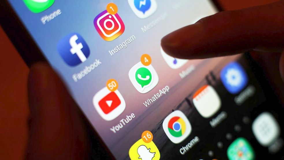 Junge Menschen nutzen soziale Medien am intensivsten. (Symbolbild) Foto: Yui Mok