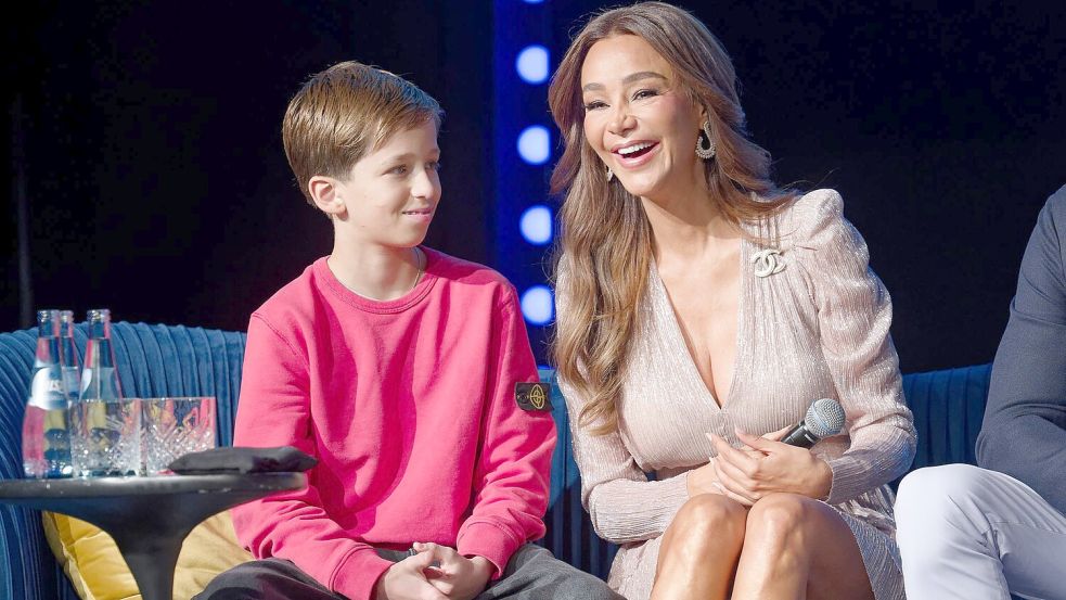 Verena Pooth telefoniert stündlich mit Sohn Rocco in Dubai. (Archivbild) Foto: Henning Kaiser