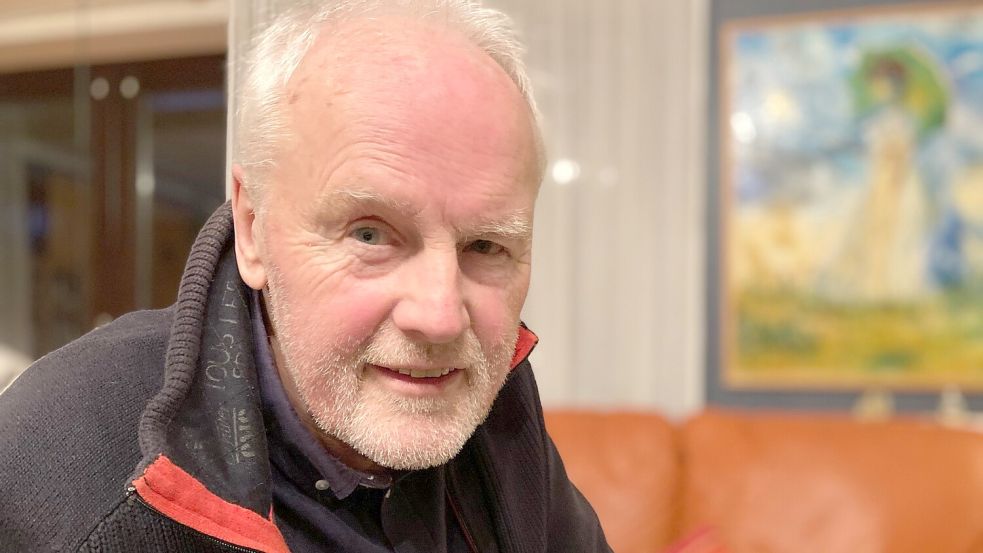 Bernd Sauerbrey in seinem Haus in Friedeburg. Foto: Imke Oltmanns
