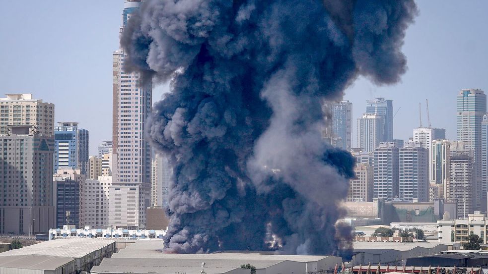 Irans Streitkräfte feuern Drohnen und Raketen auf die Golfstaaten. (Archivbild) Foto: Altaf Qadri/AP/dpa