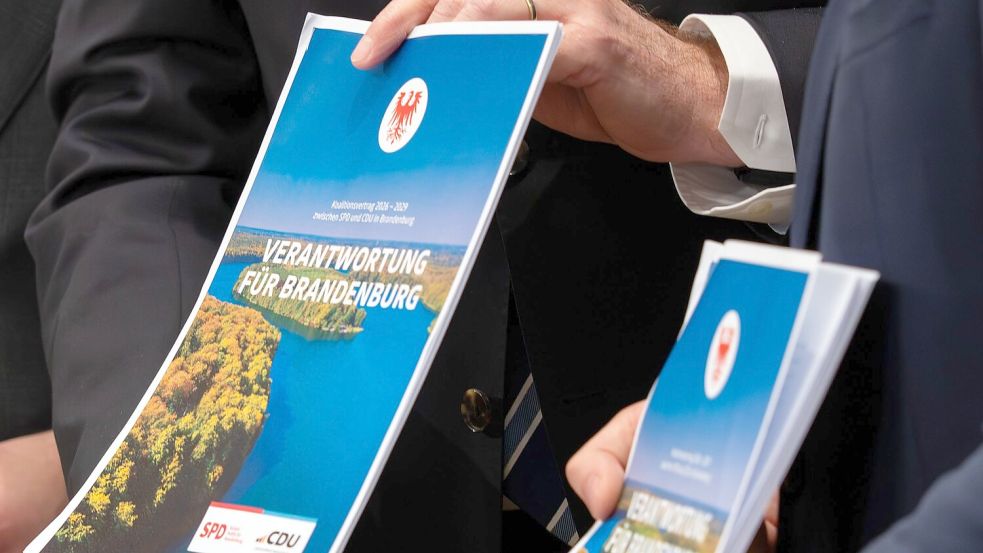 So sieht der neue Koalitionsvertrag von SPD und CDU aus. Foto: Soeren Stache