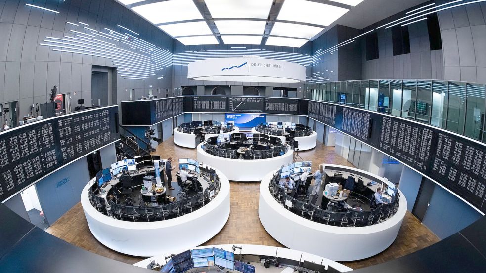 Handelssaal der Frankfurter Börse: In Deutschland nutzen auch Jahre nach der Corona-Pandemie viele Konzerne rein virtuelle Hauptversammlungen (Archivbild) Foto: Boris Roessler