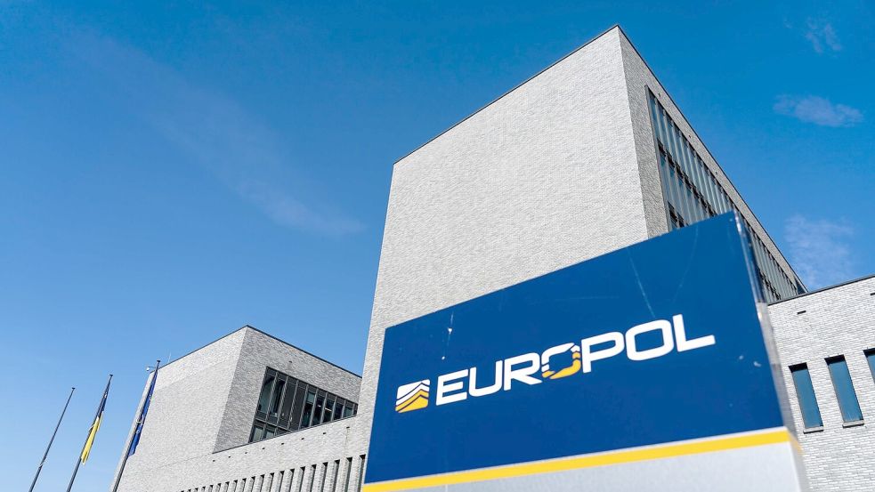Europol koordinierte den Schlag gegen Cyberkriminelle. (Archivbild) Foto: Jerry Lampen/anp/dpa