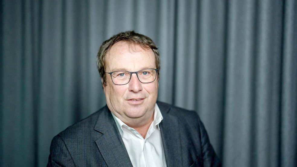 Ist gegen einen neuen Tankrabatt: NRW-Minister Krischer Foto: Michael Kappeler