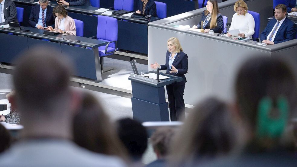 Der Gesetzentwurf von Gesundheitsministerin Nina Warken soll eine flexiblere Umsetzung vor Ort ermöglichen. Foto: Bernd von Jutrczenka/dpa