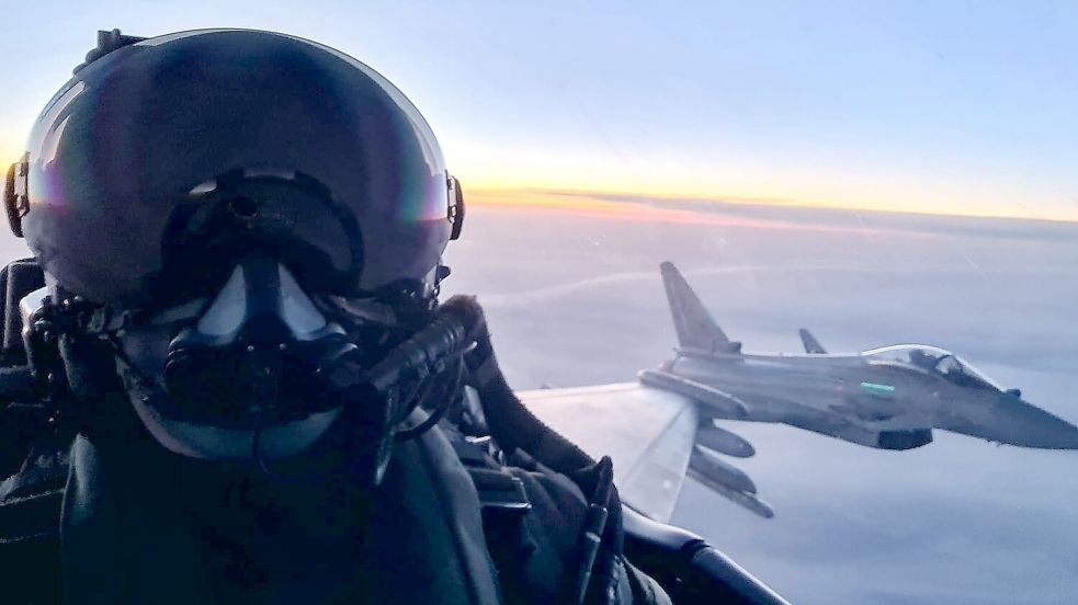 Deutsche Eurofighter sichern gemeinsam mit Italienern als Quick Reaction Alert den Luftraum über dem südosteuropäischen Nato-Bündnisgebiet. Foto: Bundeswehr