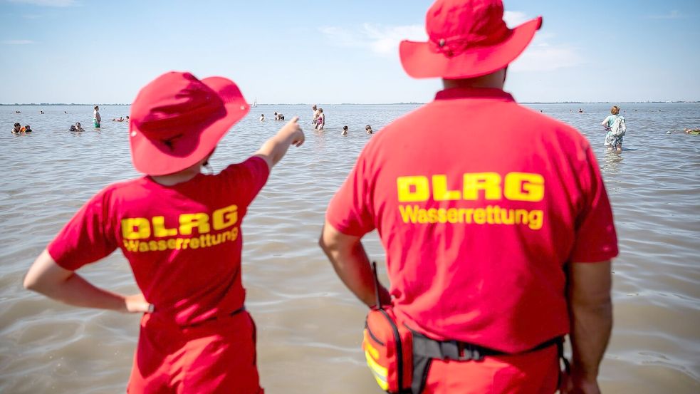 Unter jungen Menschen zwischen 11 und 30 allerdings stieg die Zahl der tödlichen Badeunfälle spürbar. (Symbolbild) Foto: Sina Schuldt